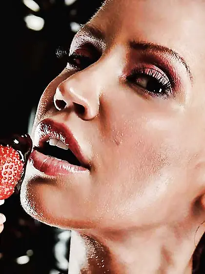 Bianca Beauchamp - Slimy Diva