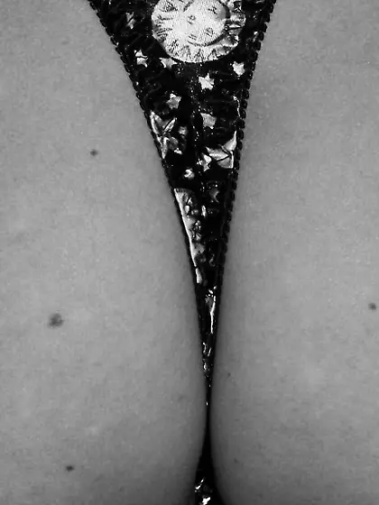 Striptease Moon Aynjl from United States