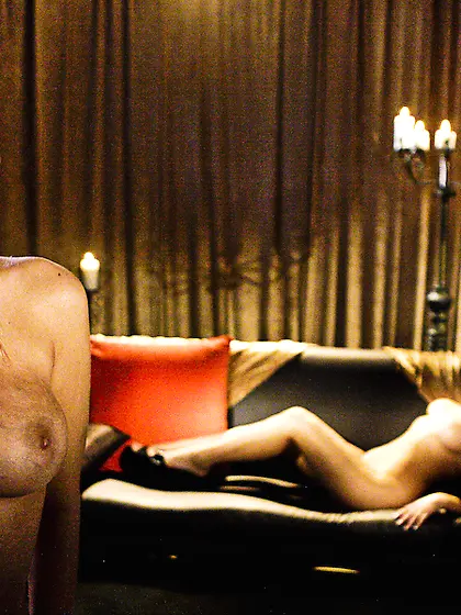 Naughty Riley Evans,  Abbey Brooks and Fayth DeLuca use one shiny