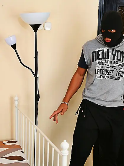 This risky but hot double teaming session gets crazy AF