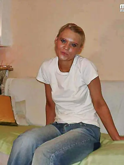 Platinum-Blonde teenager with sextoy