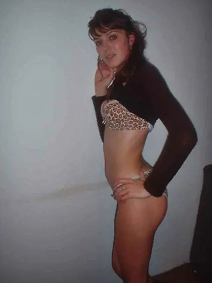 Amateur Non-nude Whore