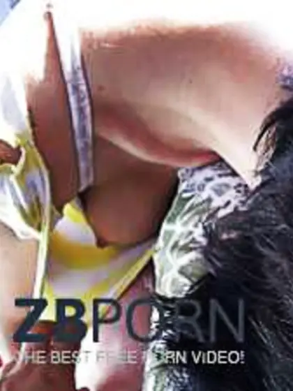 Eine Titte schaut raus