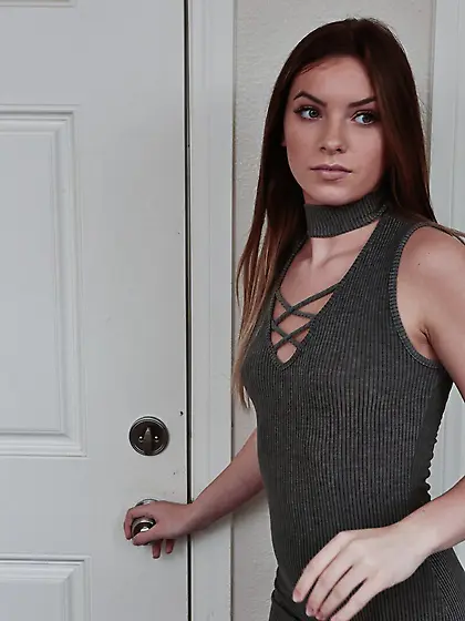 Bratty stepsis uses her bald kitty quite...