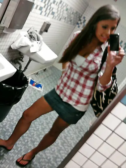 Bennae ~ my jr yr roommate