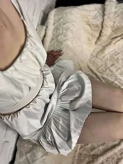 Elizabeth Free Photos