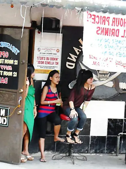 Pacific Breeze Hotel