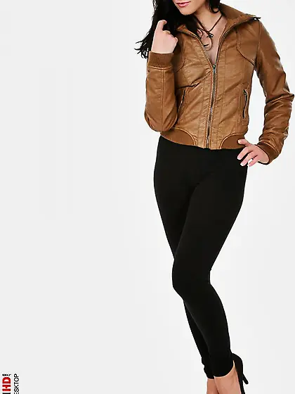 The hottest brunette bimbo Tess Nubiles is stretching widely unc