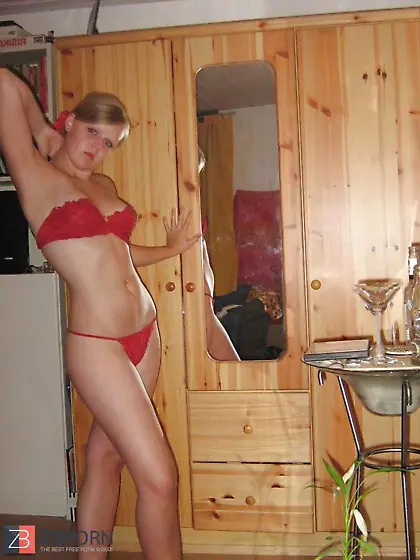 Tremendous 18yo teeny cutie disrobes