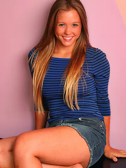 Cheery babe Dawson Miller shows her big natural boobies