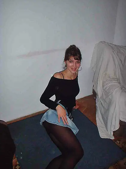 Amateur Non-nude Whore