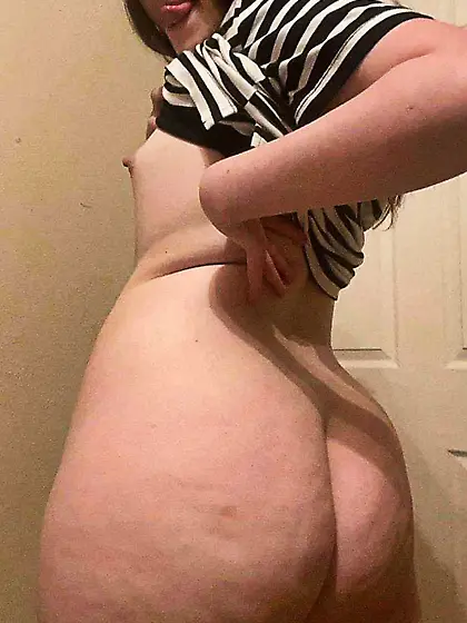 Kayla tha bbc whore!