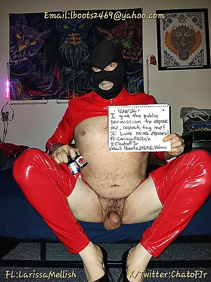 Introducing Larissa Mellish (PVC fuckdoll)