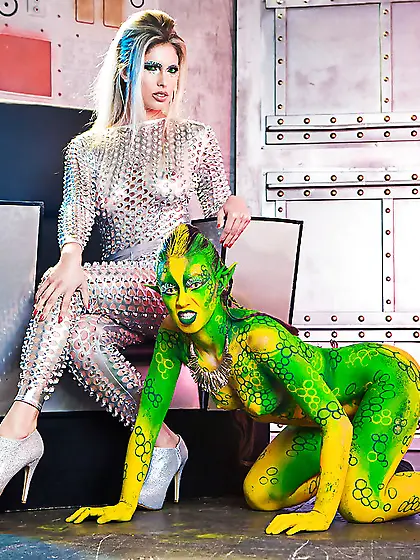 Kinky lesbian cosplay