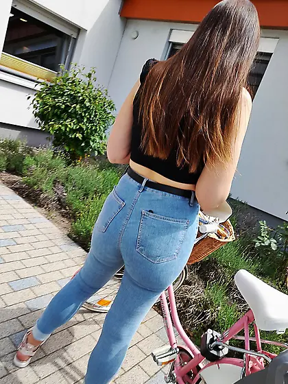Beautiful Girl Ass In Jeans