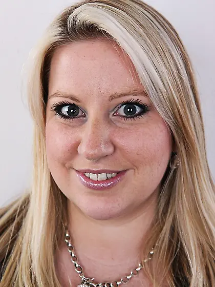 Cute face chubby blonde