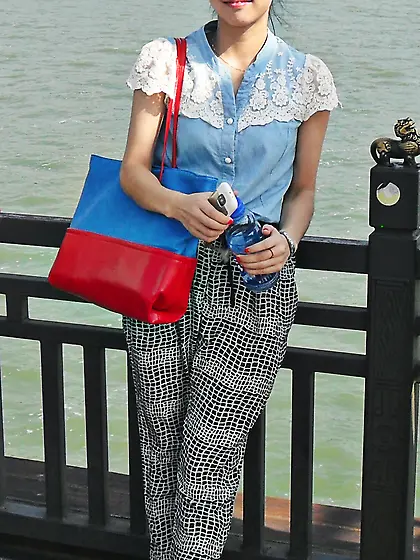 Small Tits And Body skinny shrimp Thai slut Girl