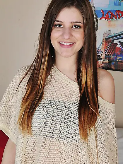 Teen Teddi Rae shaking her boobs and spreading butt cheeks for b