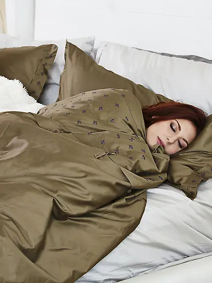 These absolutely stunning young ladies are eager for some hot pu