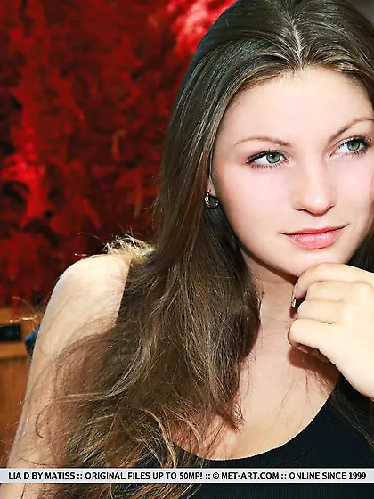 The time has come for gorgeous Lia D to show off her body in thi