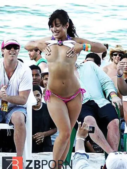 Spring Break (Humid T-Tee-Shirt)