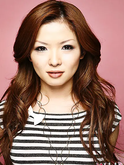 Boy invited Japanese whore to photo studio for some pics with no