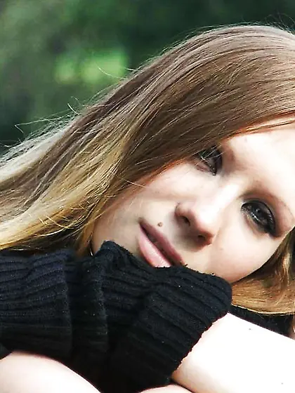 GORGEOUS AND INSANE GOTHIC NYMPH