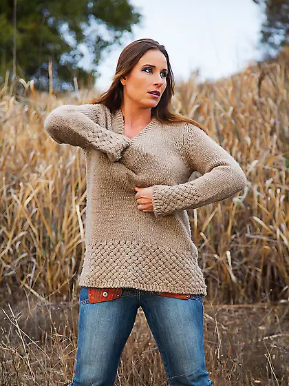 Saggy tits curvy amateur