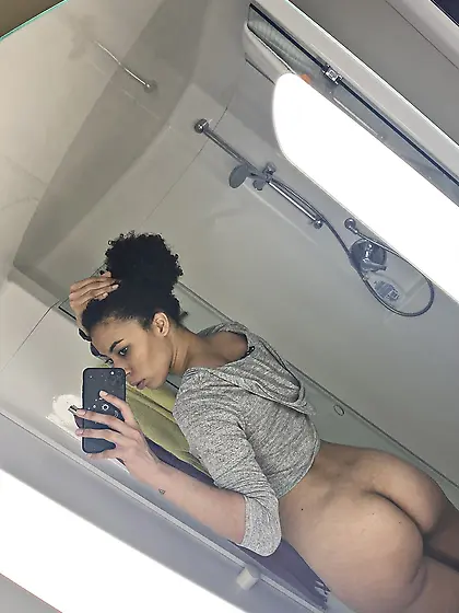 My hot cousins nudes