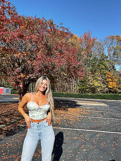 Carolina Mujer Tig ol’ bitties