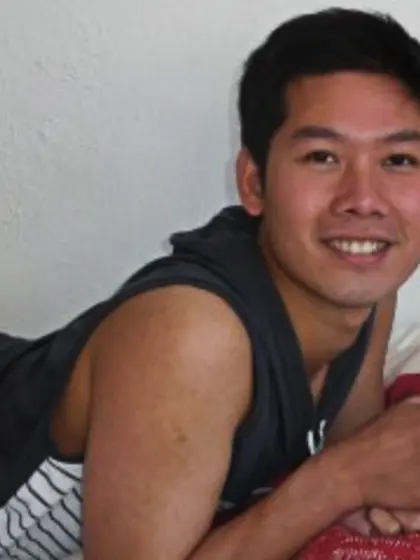 Brunette Lovelyman23Y.