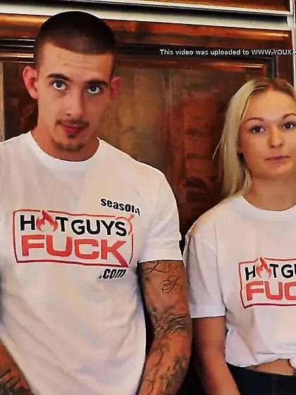 Tattooed blonde teen rides boyfriend's big...