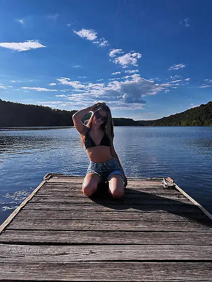 Tight brunette Slut Jana