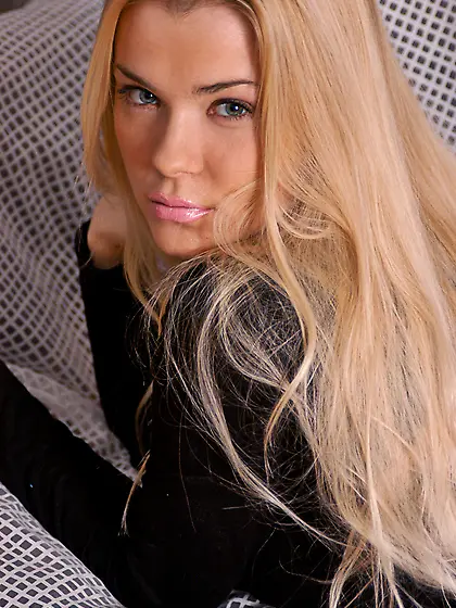 Alison is a perfect blonde goddess in these free pictures set by