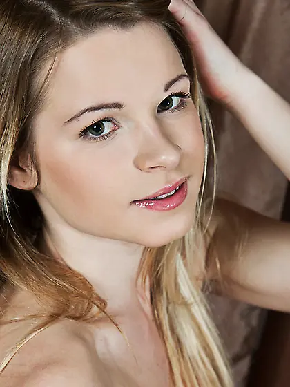 Blonde excitingly takes black