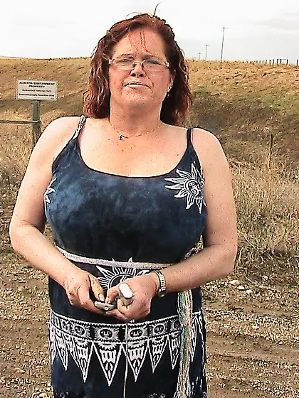 Cougar High Heels Misha MILF from United...