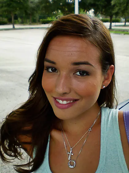 Sandy Sweet takes her blue jeans off and blows a throbbing hard