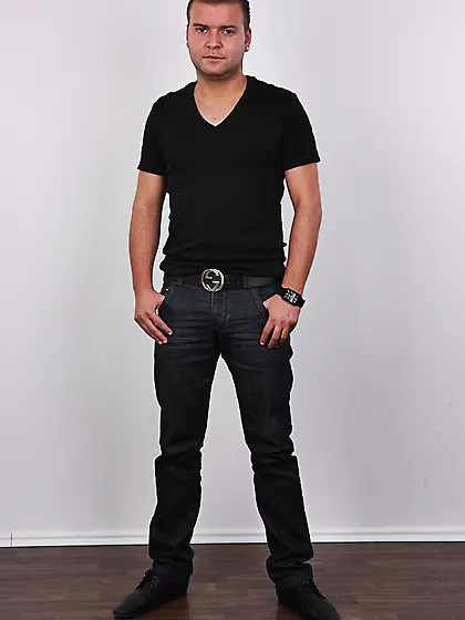 Shy guy affraid of big cocks in his ass wants...