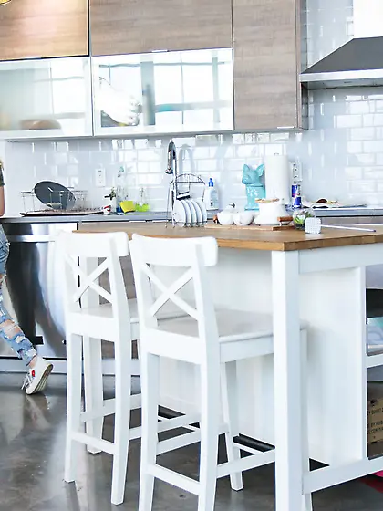 Her body is tight and she needs to get creampied for real