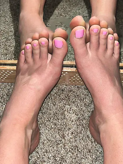 1st Cousin’s Niece Feet
