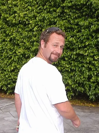 Blue-eyed MILF with pink panties destroyed by this dude's d