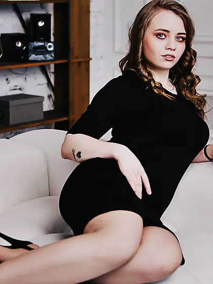 Straight 18yo fingering