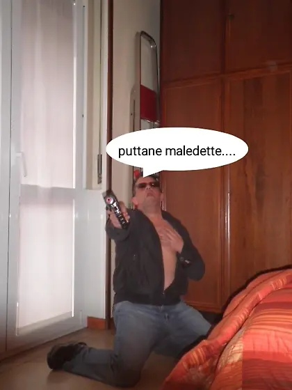 Andrea vs police woman