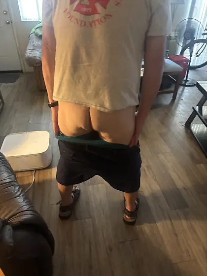 This slut wants to get fucked