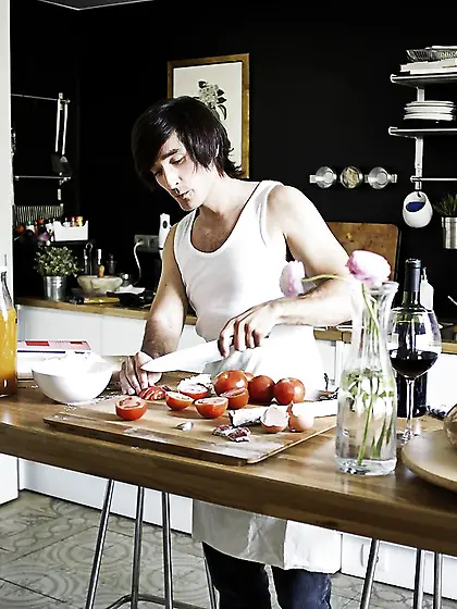 Tiny tits horny cougar