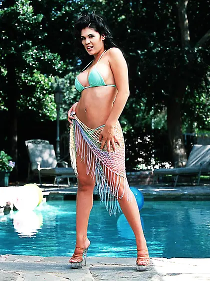 Titty Latina hottie Olivia shows her bubble butt and shaggy puss