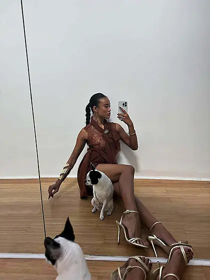 Puta para ser lefadas,  minifaldas y bikinis