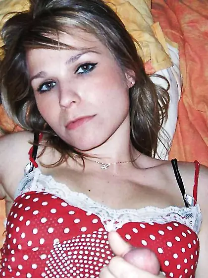 FLEDGLING - REMARKABLE,  HEISS UND SPERMAGEIL XII