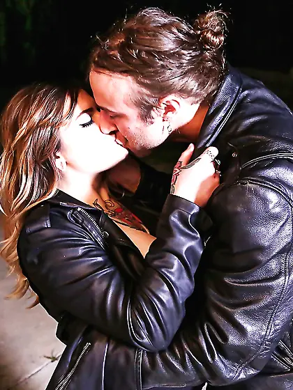 Shaved emo threesome