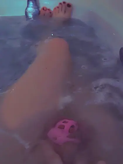 Kaylalndn from femboy to sissy